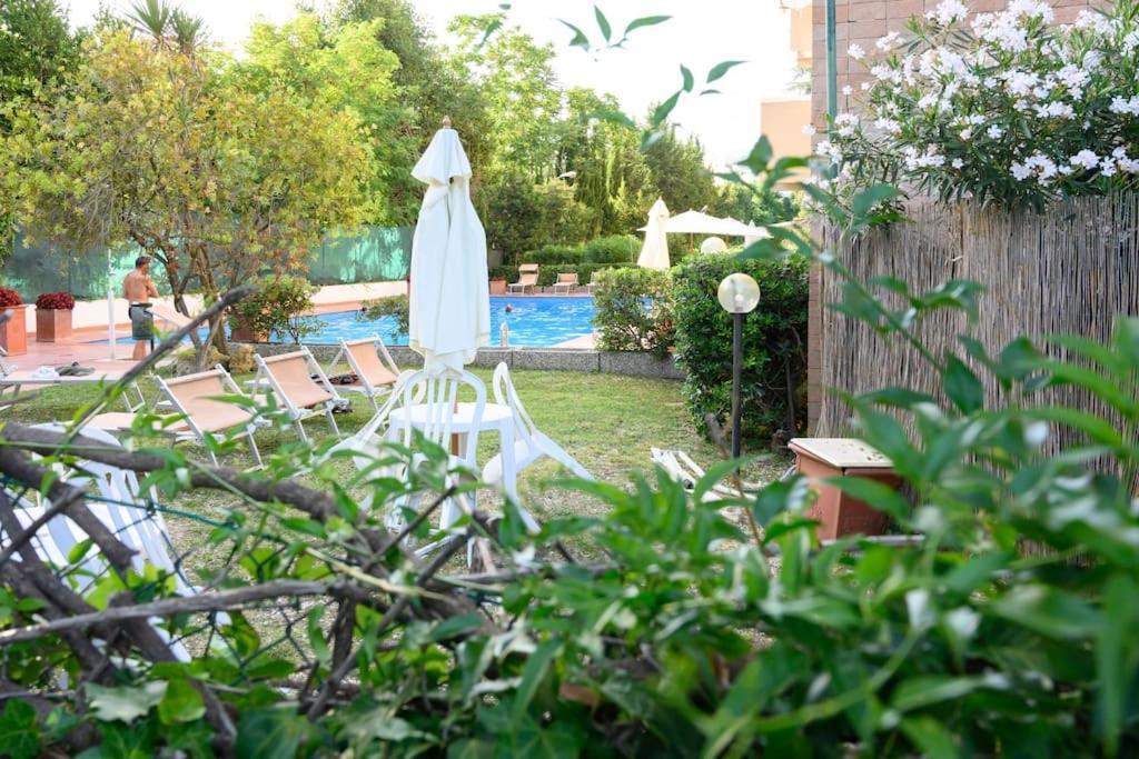 Laura Sweet Home Con Piscina Ρώμη Εξωτερικό φωτογραφία